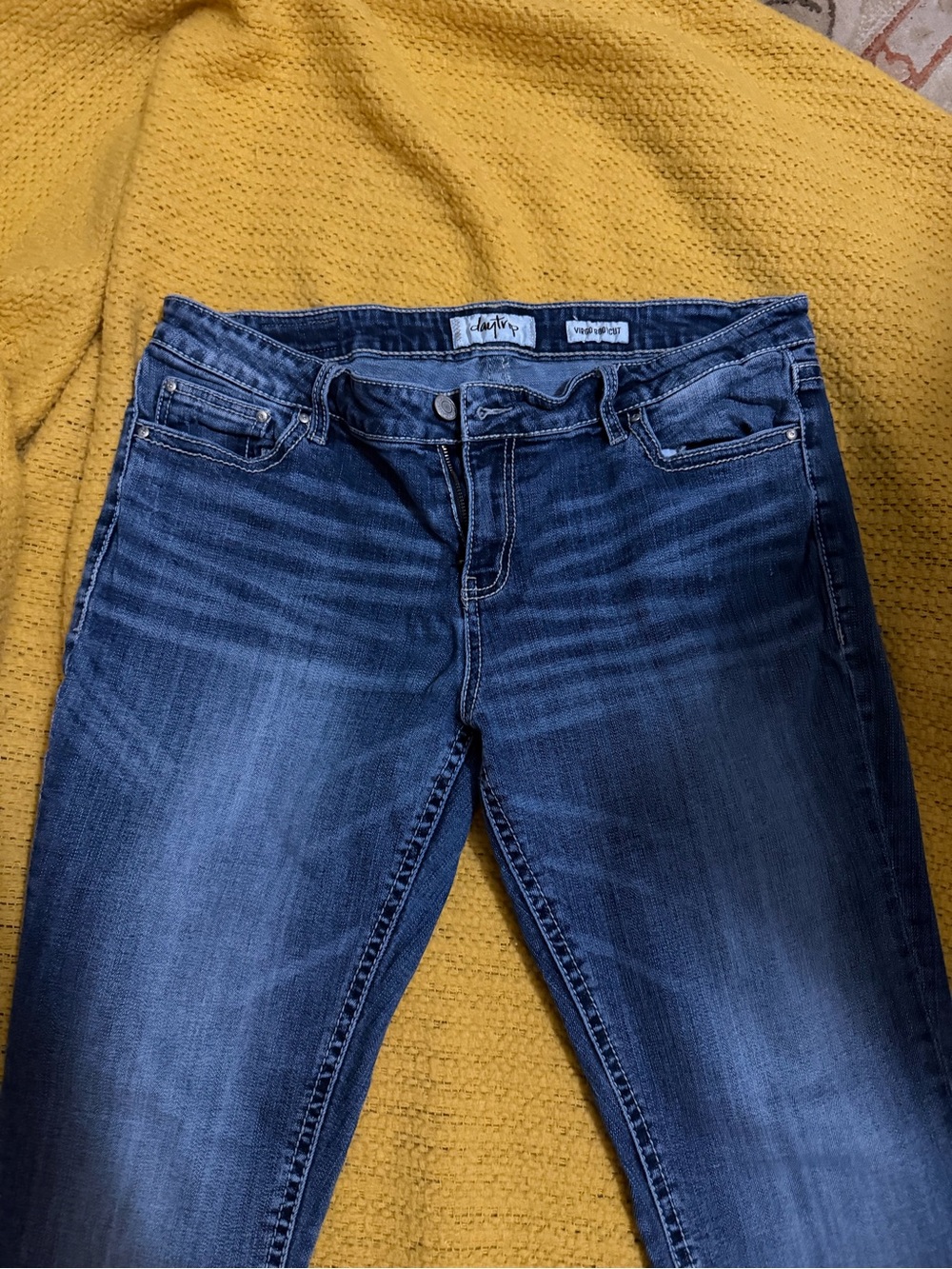 Buckle daytrip jeans